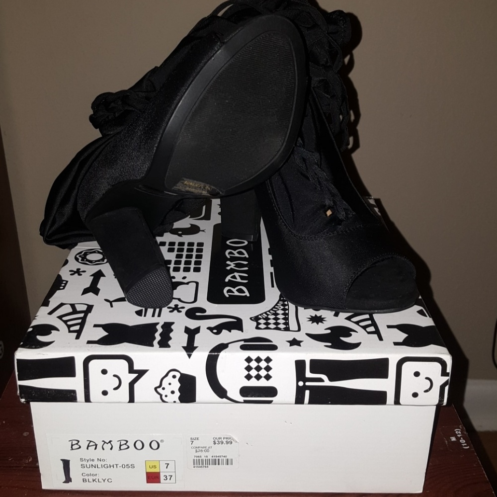 Heels - Picture 2 of 2